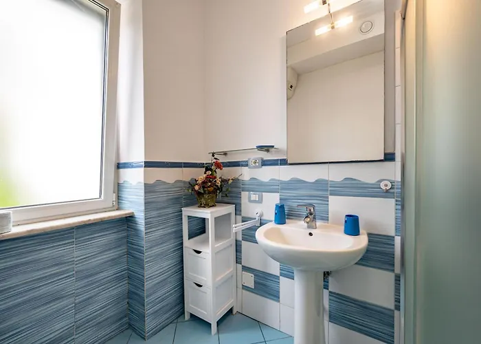 Guesthost - Casa Nameste 5terre *